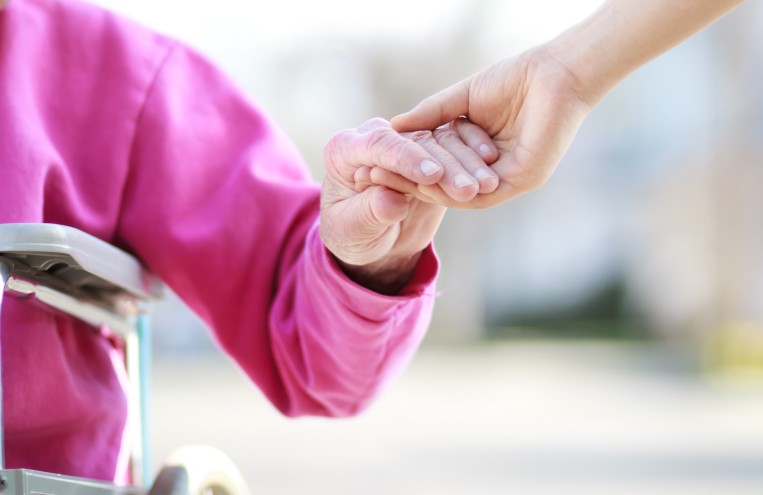 Accepter un fauteuil roulant : une étape difficile