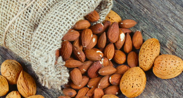 Des amandes contre les maladies cardiovasculaires