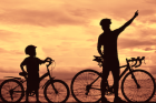 Père et fils à vélo autour du monde contre la sclérose en plaques