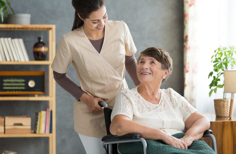 Alzheimer : Et si l’éducation thérapeutique s’adressait aussi… aux aidants ?