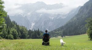 Portraits de trois personnes en situation de handicap qui forcent l’admiration