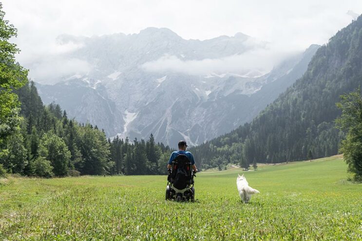 Portraits de trois personnes en situation de handicap qui forcent l’admiration