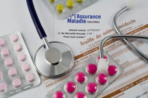 Visuel article budget assurance maladie-médicaments